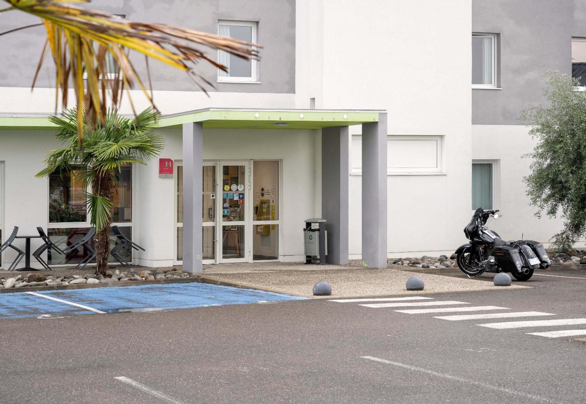 B&B Hotel Mont-De-Marsan Saint-Avit  Екстер'єр фото